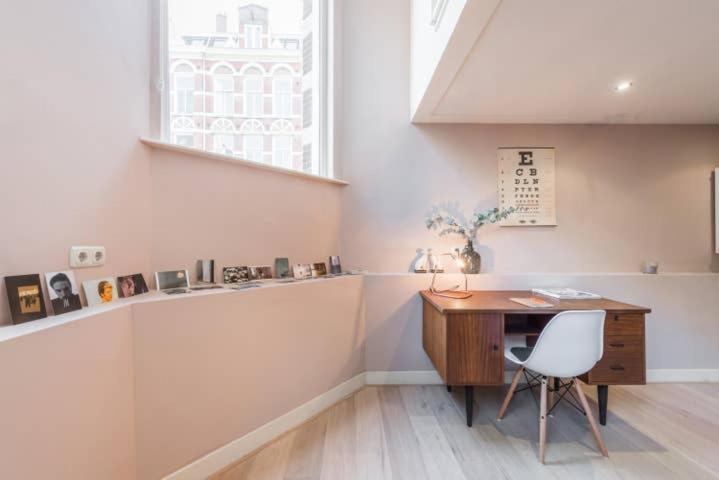Hip Split Level Apartment On The Ground Floor Amsterdam Exterior photo